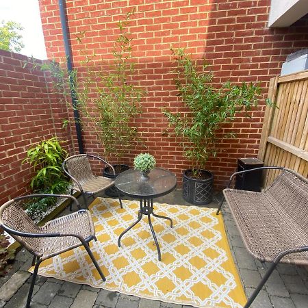 Villa Kings Mile House Canterbury Esterno foto