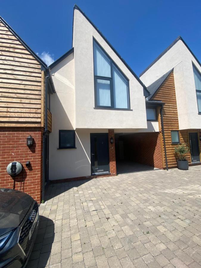 Villa Kings Mile House Canterbury Esterno foto